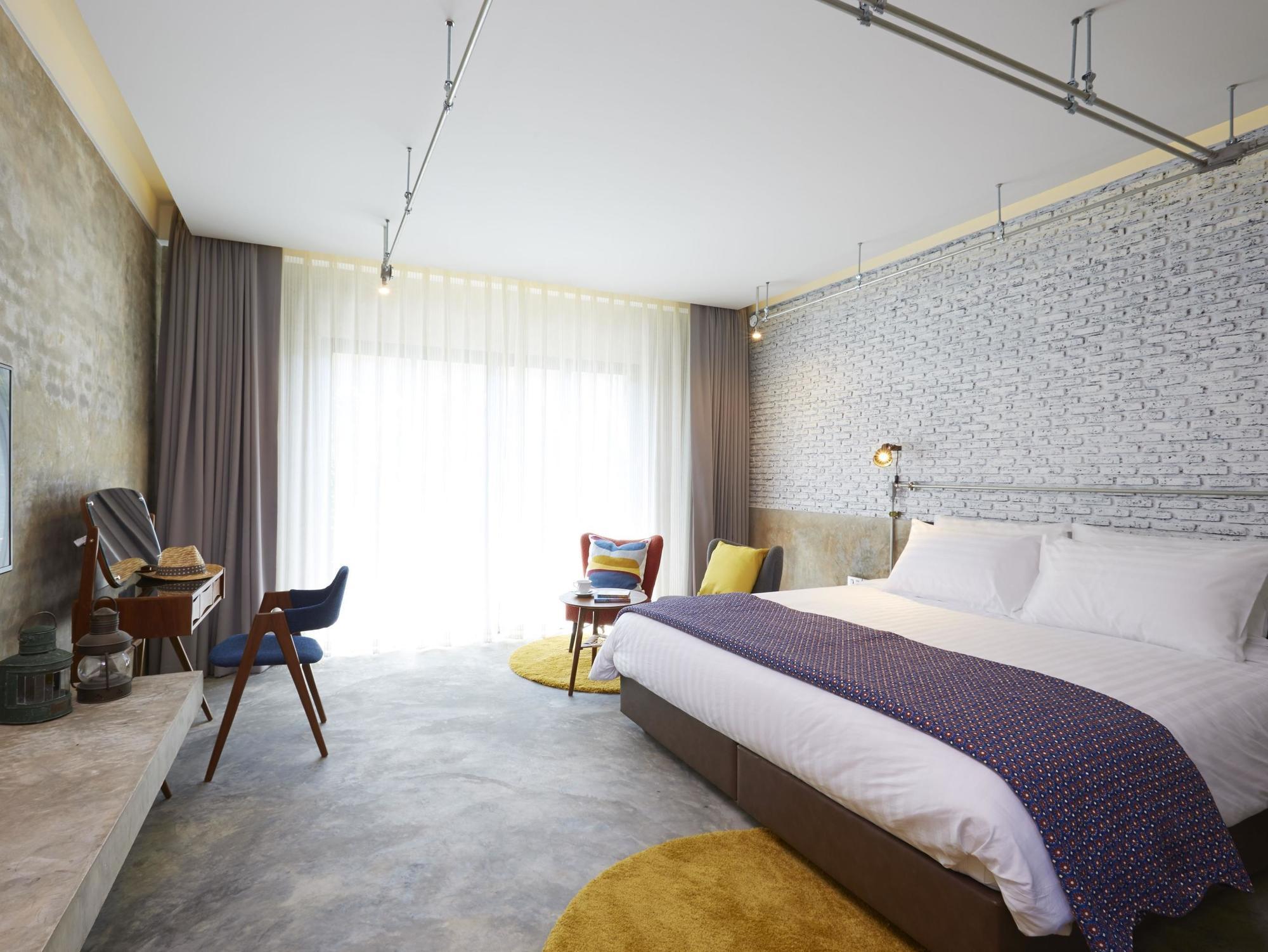 The Restro Hotel Хуа Хин Екстериор снимка